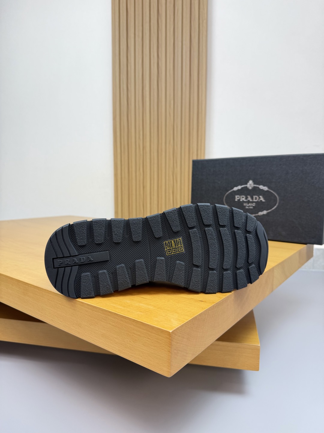 Prada Men's Leather Low-Top Sneakers, Casual & Comfortable, Size 38-44 9 cmp i1760202297495 7101 0 8