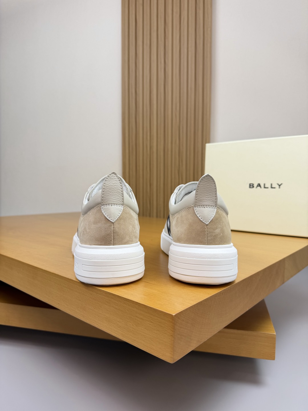 Bally Men's Vita-Parcoulre Leather and Suede Casual Sneakers 8 cmp i1760288126754 8951 0 7