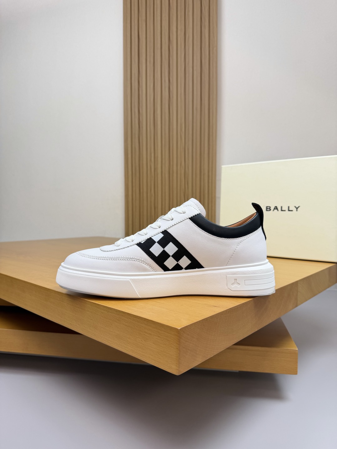 Bally Vita-Parcours Leather Sneakers, Casual Style Lace-up Comfort Shoes 6 cmp i1760288333941 6694 0 4