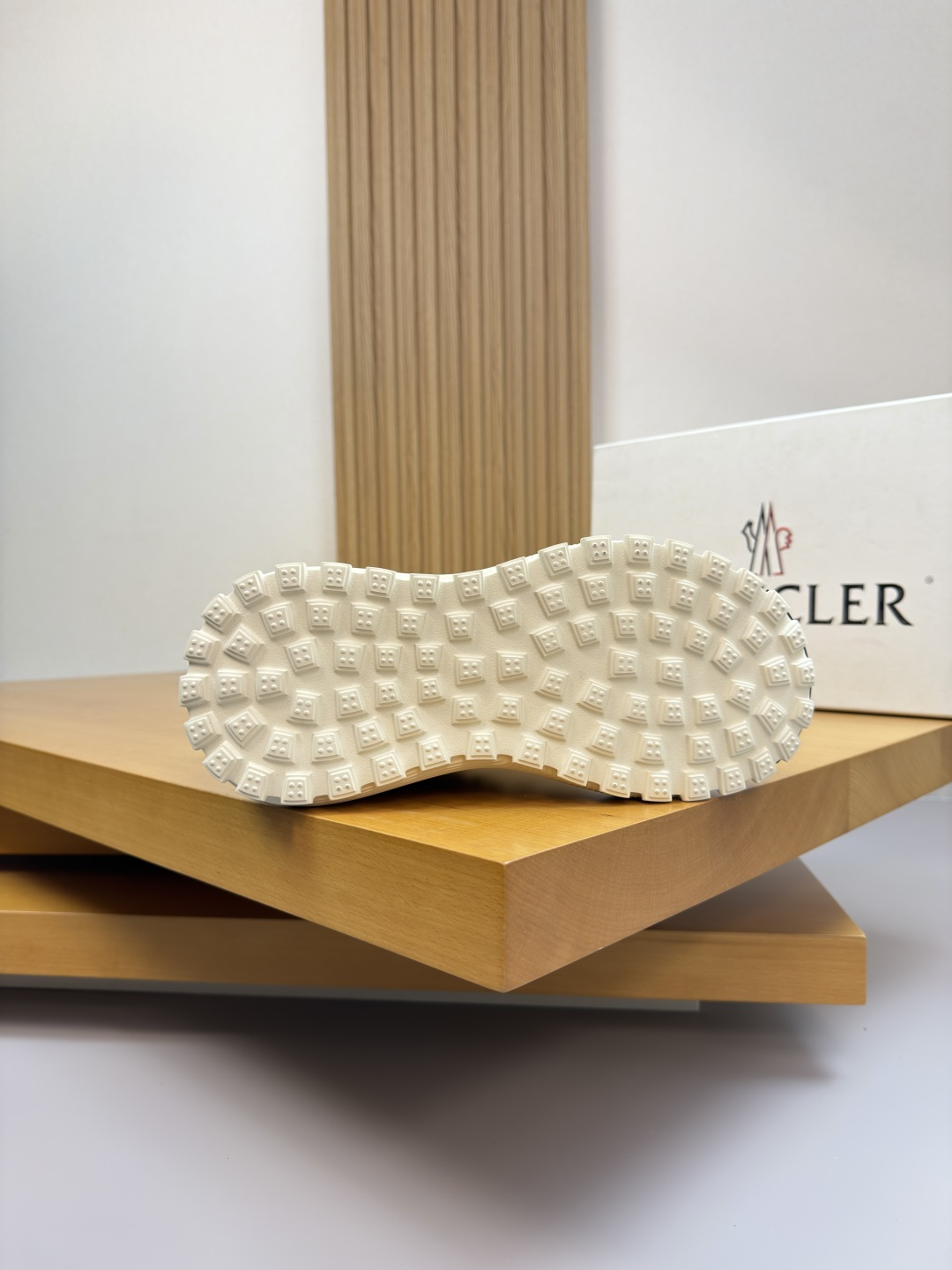 Moncler Style Leather Men's Shoes Men's Shoes Men's Shoes detail image 9 from source 783158