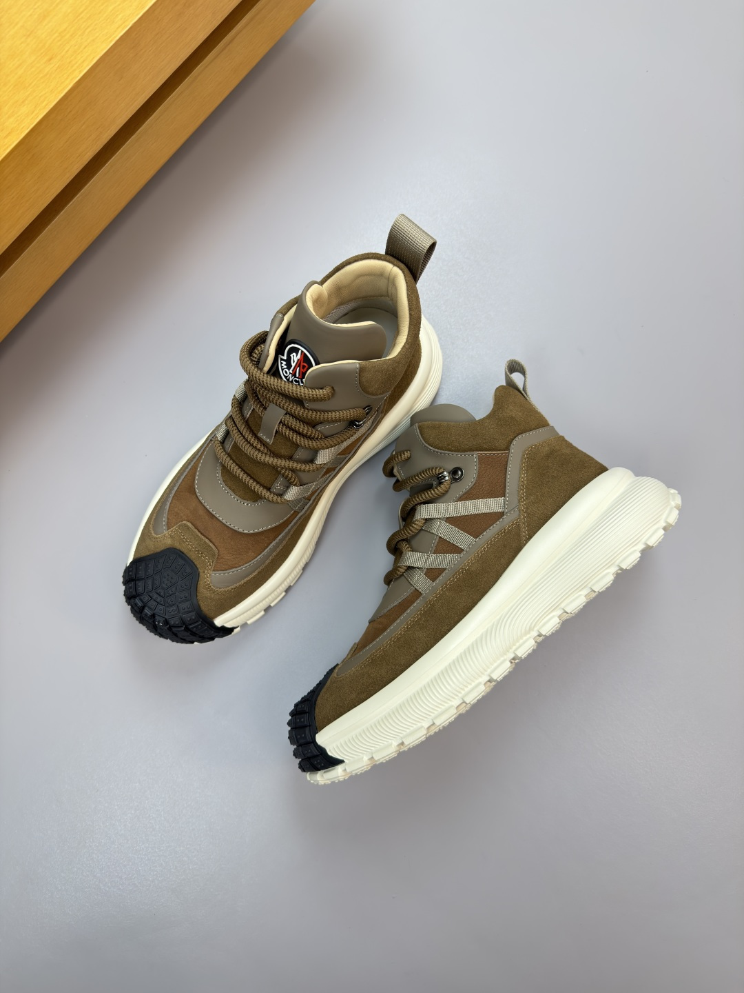 Moncler Style Leather Men's Shoes Men's Shoes Men's Shoes detail image 3 from source 783156