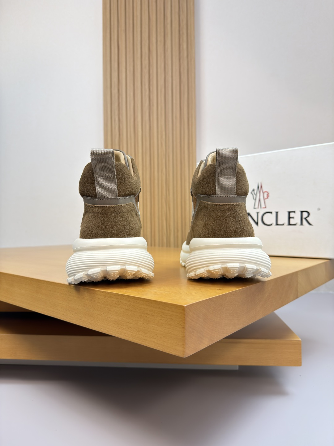 Moncler Style Leather Men's Shoes Men's Shoes Men's Shoes detail image 8 from source 783156