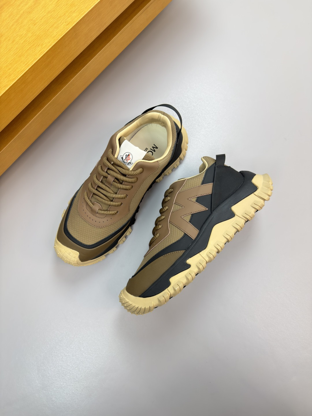 Moncler Style Leather Men's Shoes Men's Shoes Men's Shoes detail image 3 from source 783153