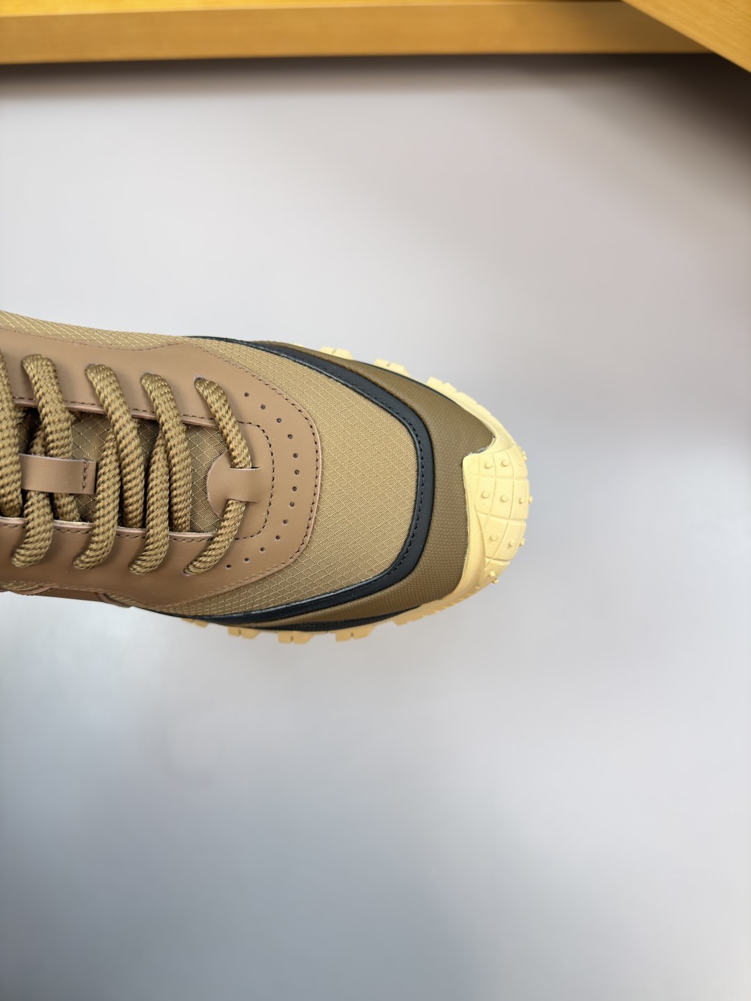 Moncler Style Leather Men's Shoes Men's Shoes Men's Shoes detail image 6 from source 783153