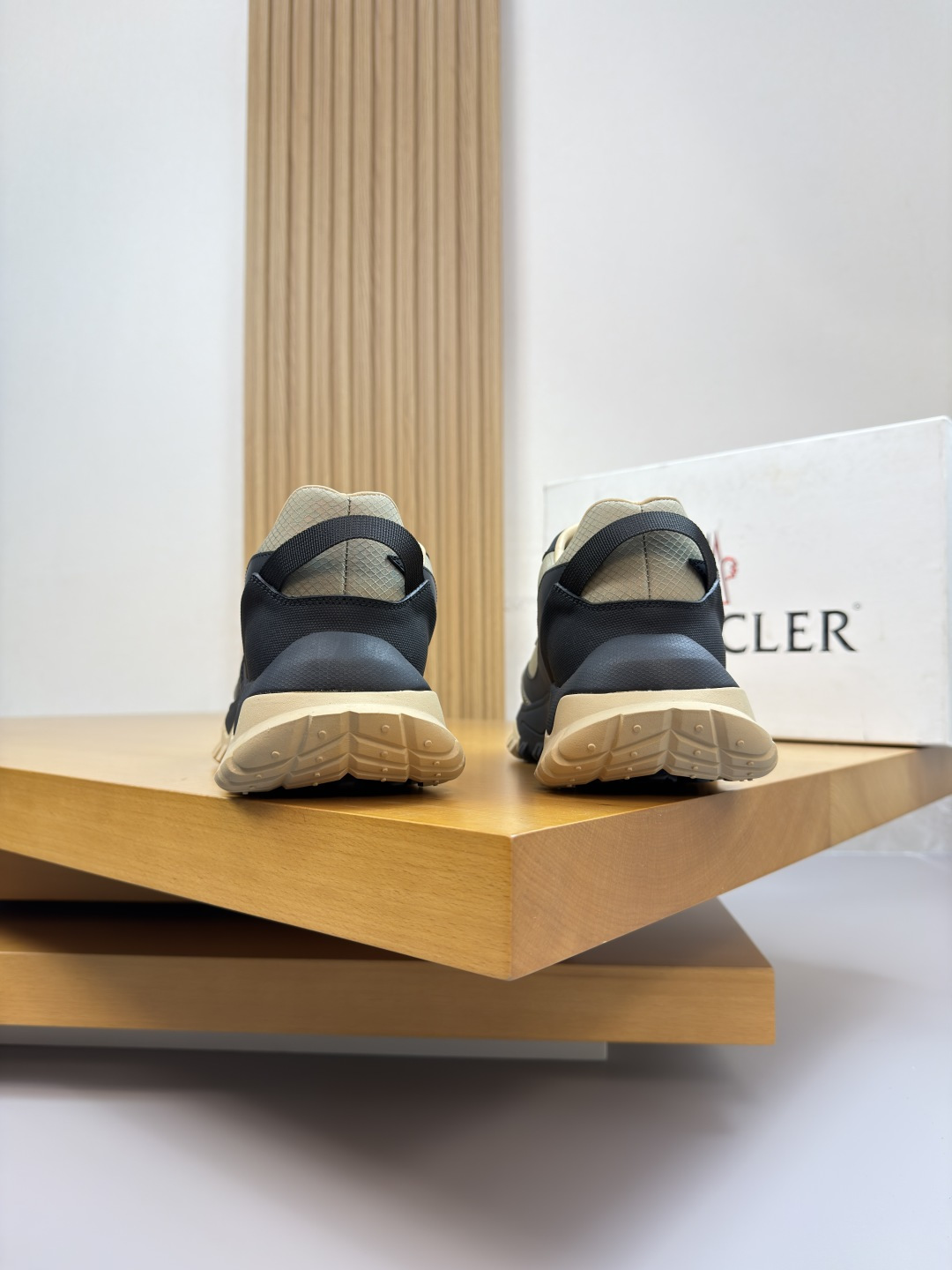 Moncler Style Leather Men's Shoes Men's Shoes Men's Shoes detail image 8 from source 783152