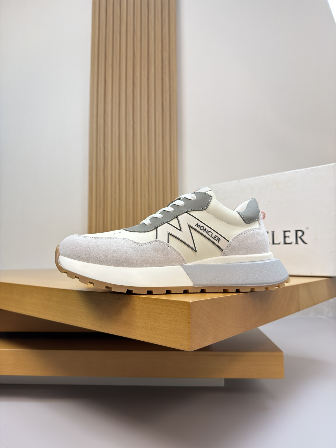 Moncler Style Leather Men's Shoes Men's Shoes Men's Shoes detail image 5 from source 783155