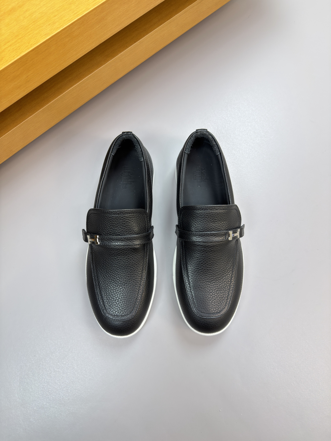Hermes Style Leather Men's Shoes Lookbook Reference image 2