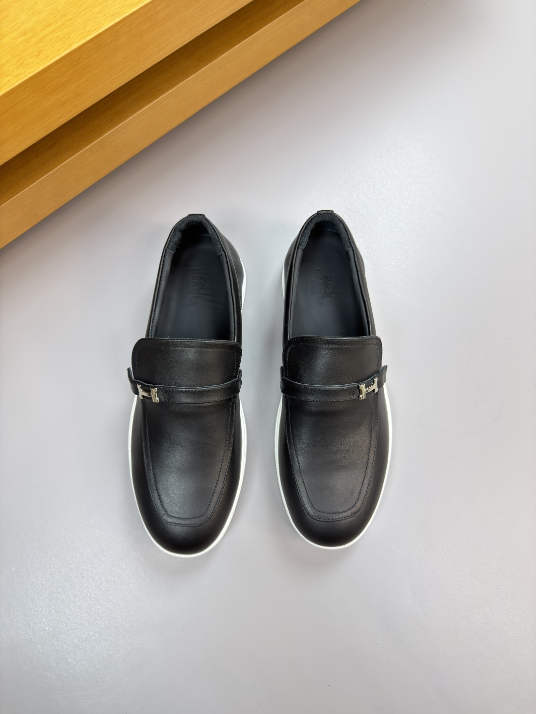 Hermes Style Leather Men's Shoes Lookbook Reference image 2