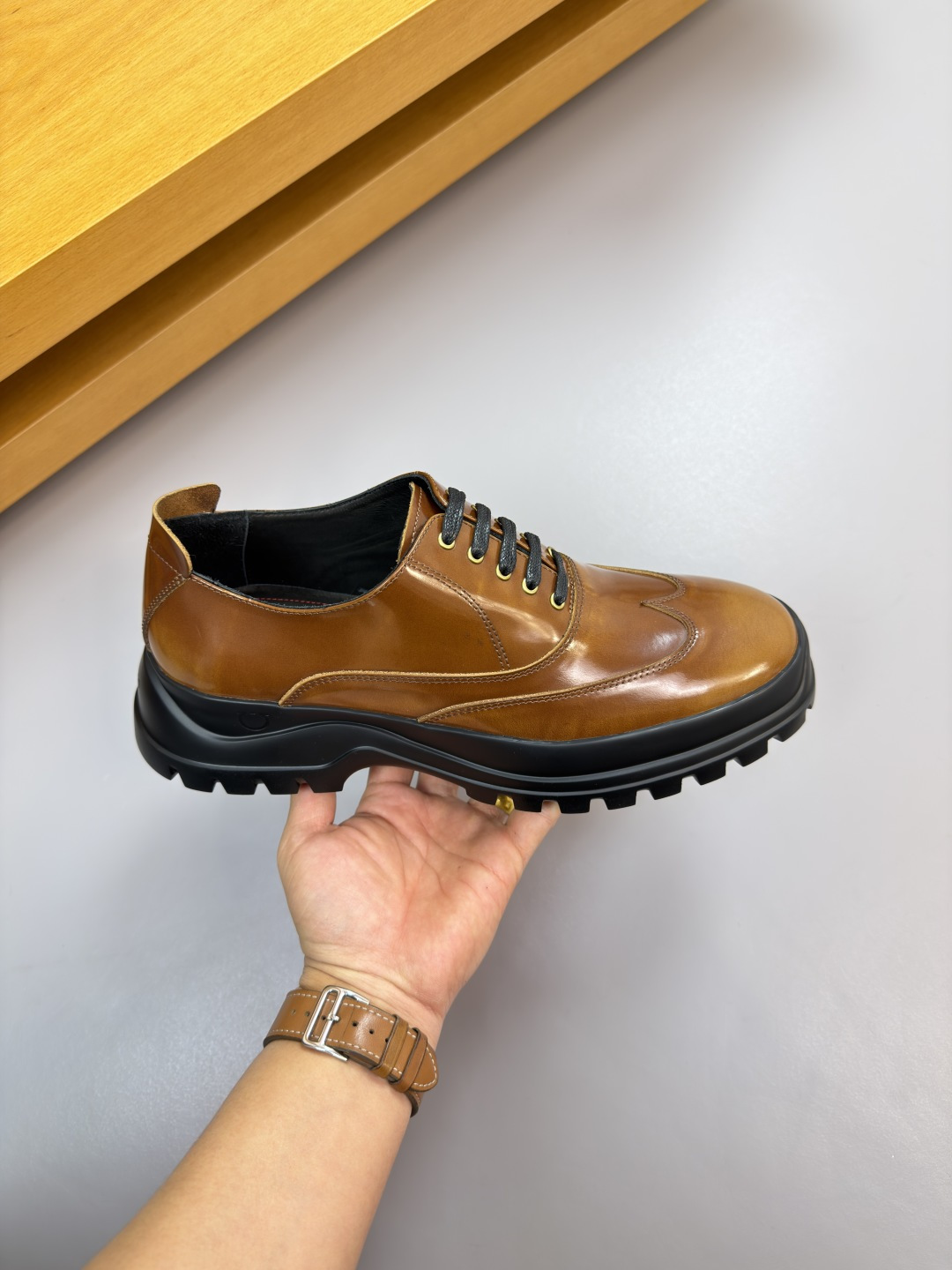 Ferragamo Style Leather Men's Shoes Men's Shoes Men's Shoes detail image 4 from source 783329