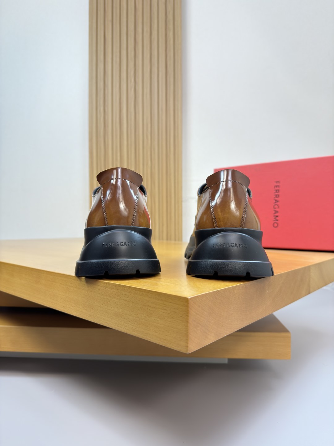 Ferragamo Style Leather Men's Shoes Men's Shoes Men's Shoes detail image 8 from source 783329