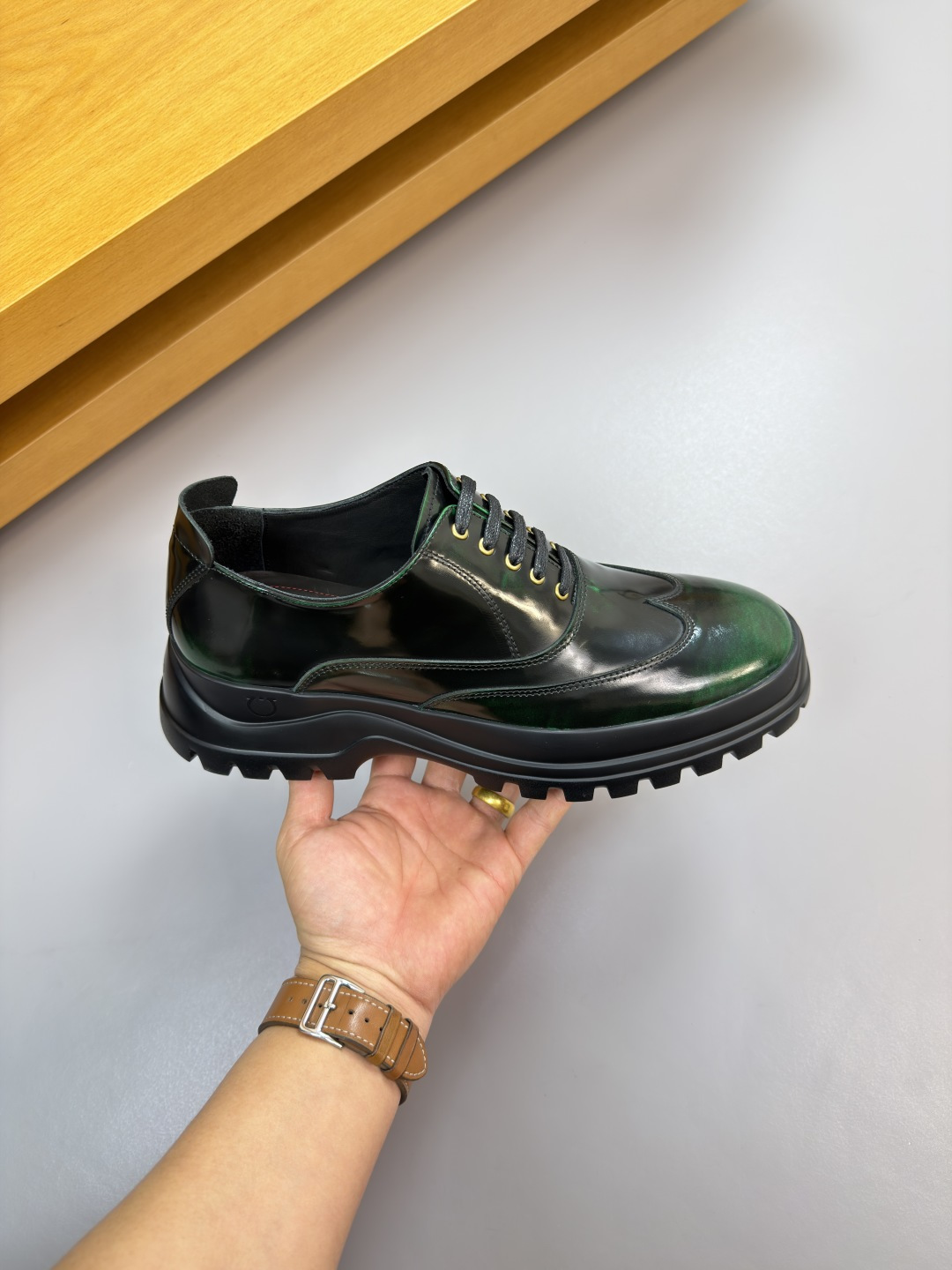 Ferragamo Style Leather Men's Shoes Men's Shoes Men's Shoes detail image 4 from source 783325