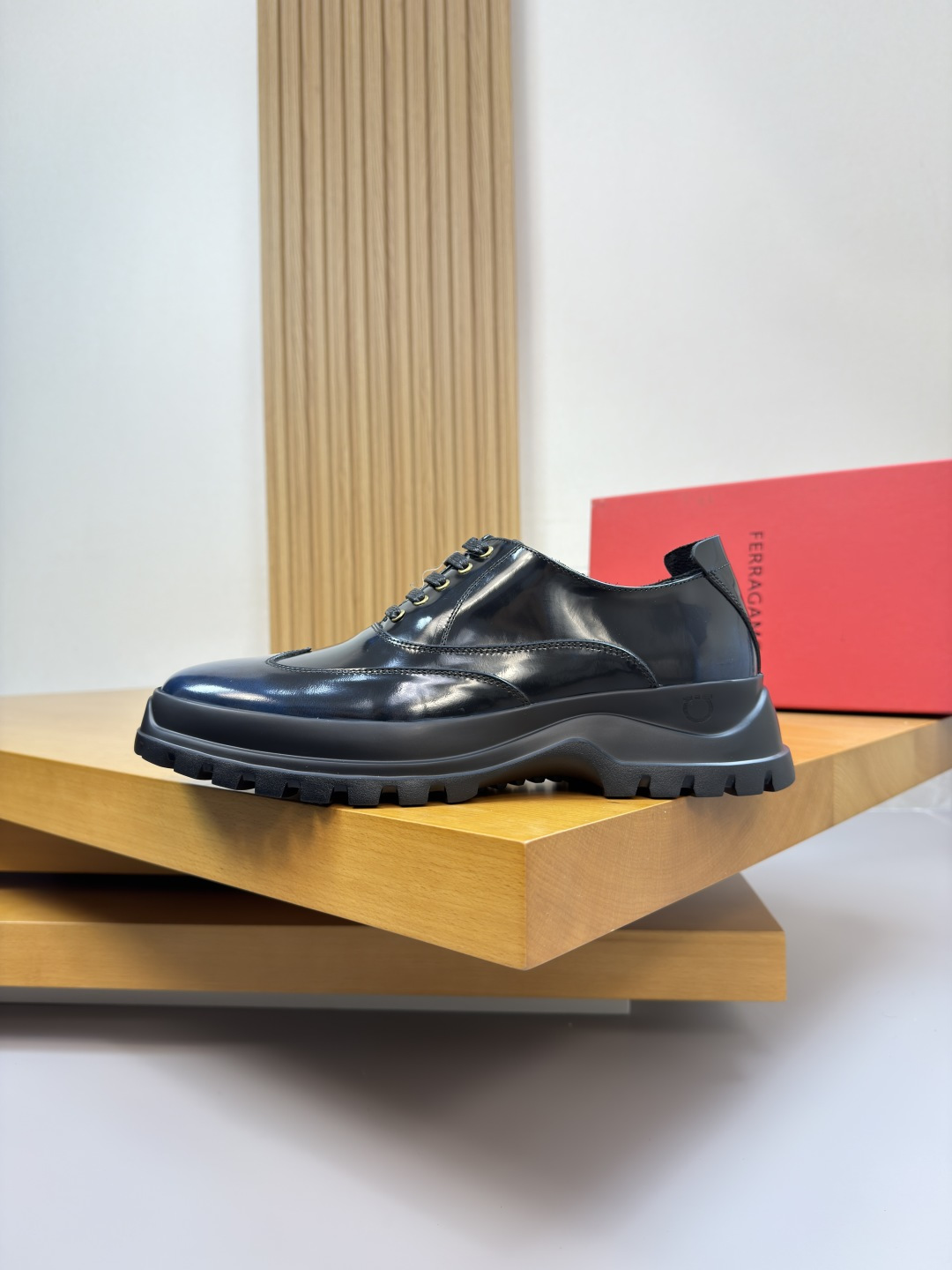 Scarpa Ferragamo — photo 5