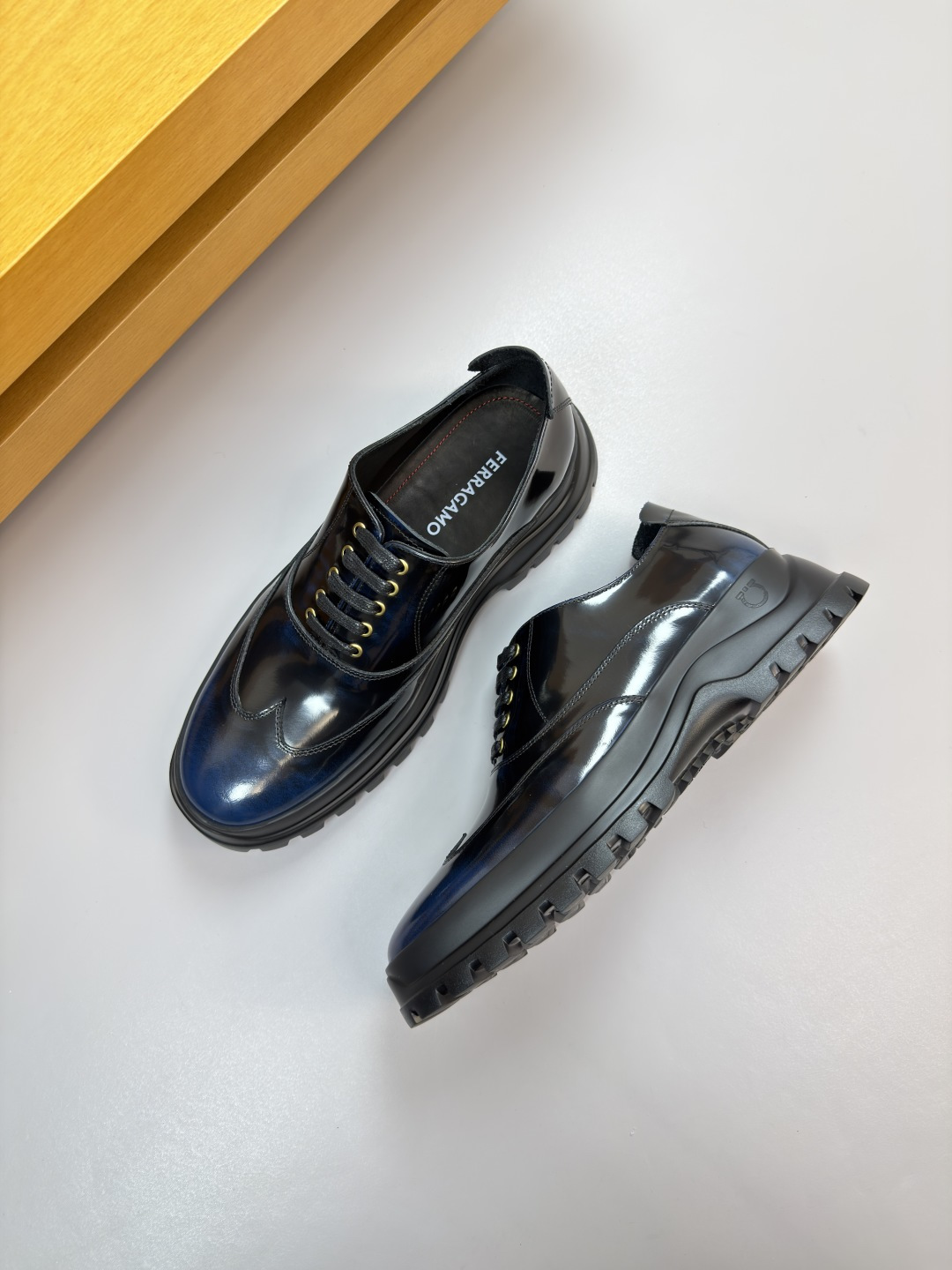 Scarpa Ferragamo — photo 3