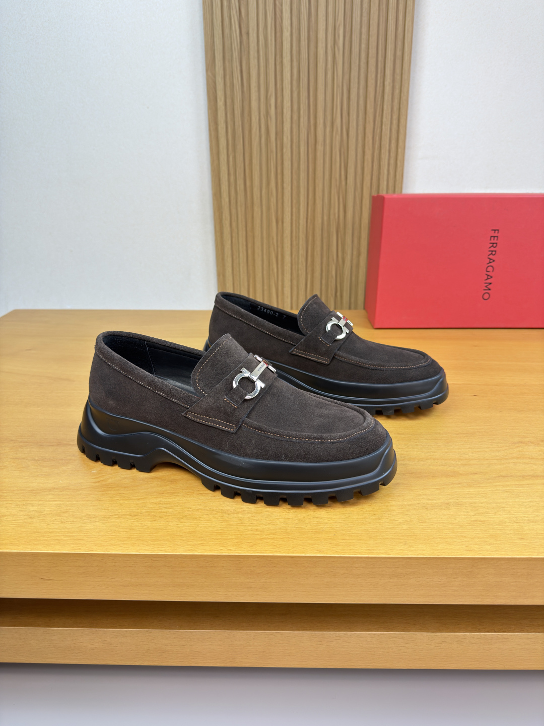 Ferragamo Style Leather Men's Shoes Lookbook Reference image 1