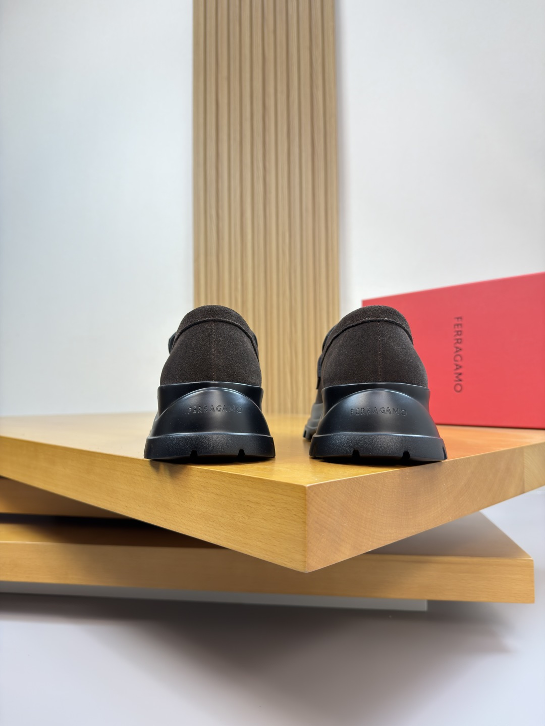 Ferragamo Style Leather Men's Shoes Men's Shoes Men's Shoes detail image 8 from source 783320
