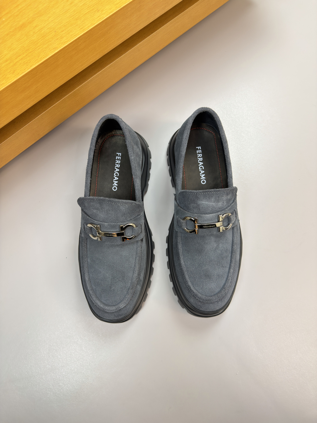 Ferragamo Style Leather Men's Shoes Lookbook Reference image 2