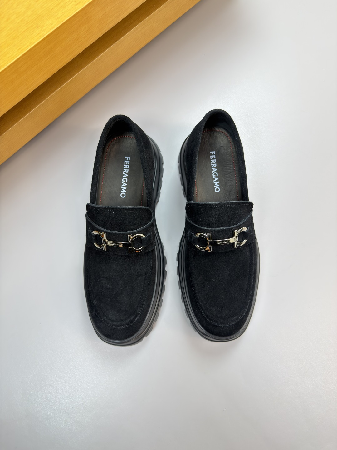 Ferragamo Style Leather Men's Shoes Lookbook Reference image 2