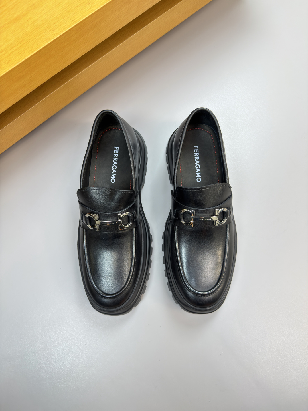Ferragamo Style Leather Men's Shoes Lookbook Reference image 2