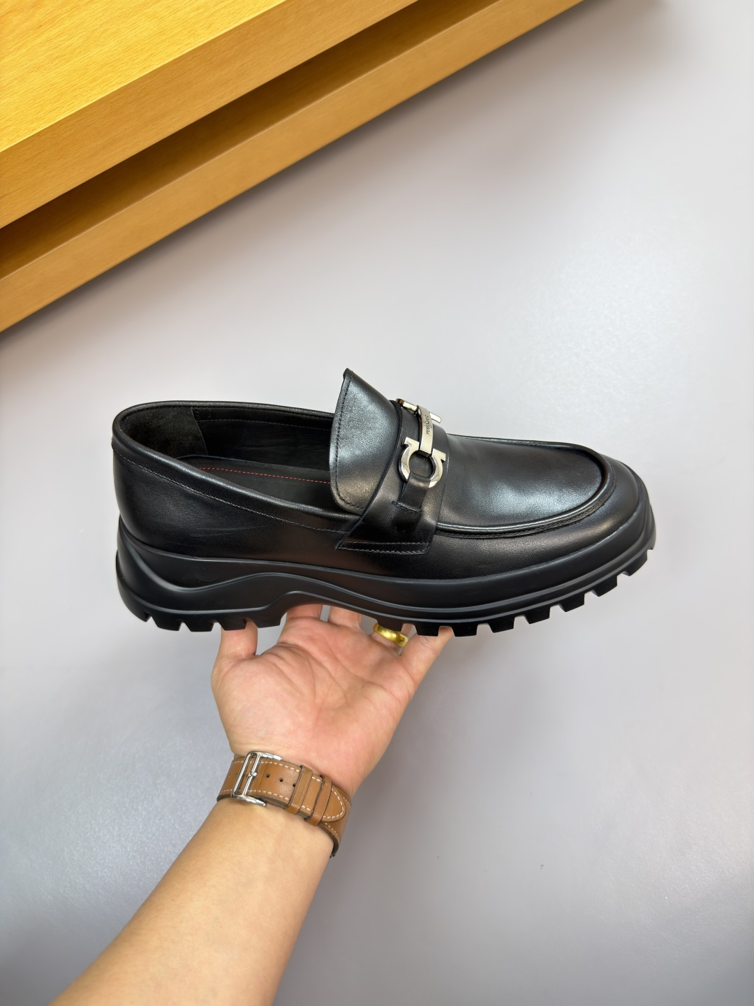 Ferragamo Style Leather Men's Shoes Men's Shoes Men's Shoes detail image 4 from source 783326