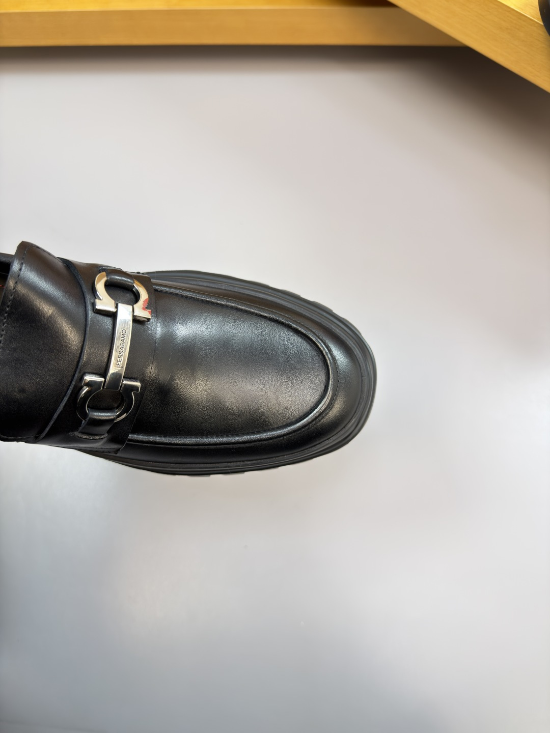 Ferragamo Style Leather Men's Shoes Men's Shoes Men's Shoes detail image 6 from source 783326