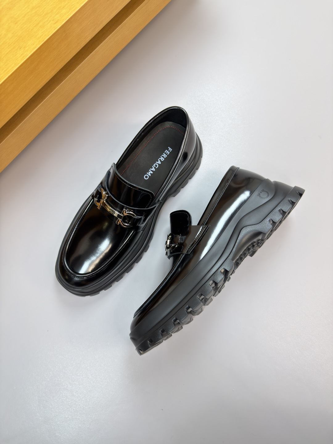Ferragamo Style Leather Men's Shoes Men's Shoes Men's Shoes detail image 3 from source 783321
