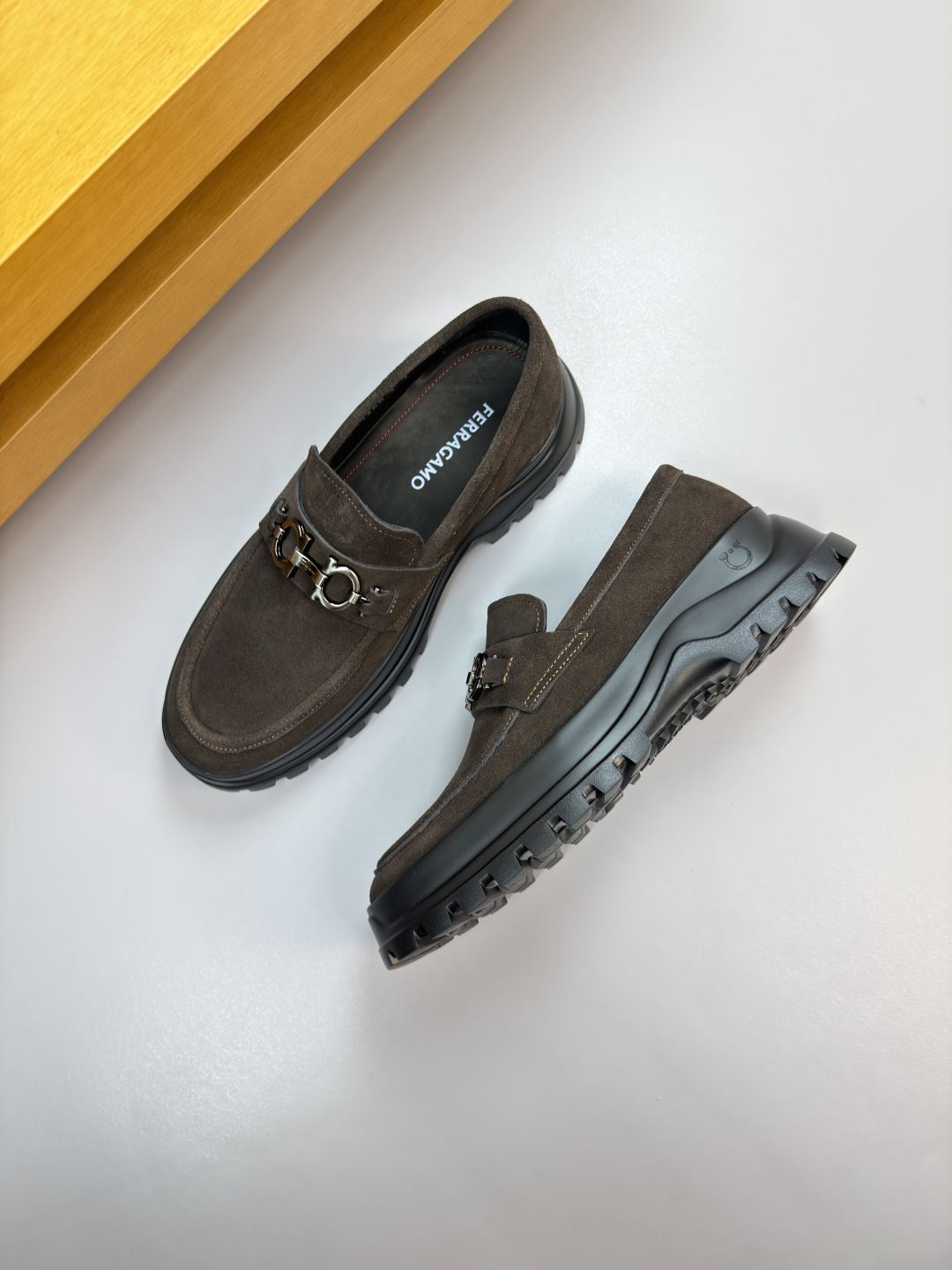 Ferragamo Style Leather Men's Shoes Men's Shoes Men's Shoes detail image 3 from source 783324
