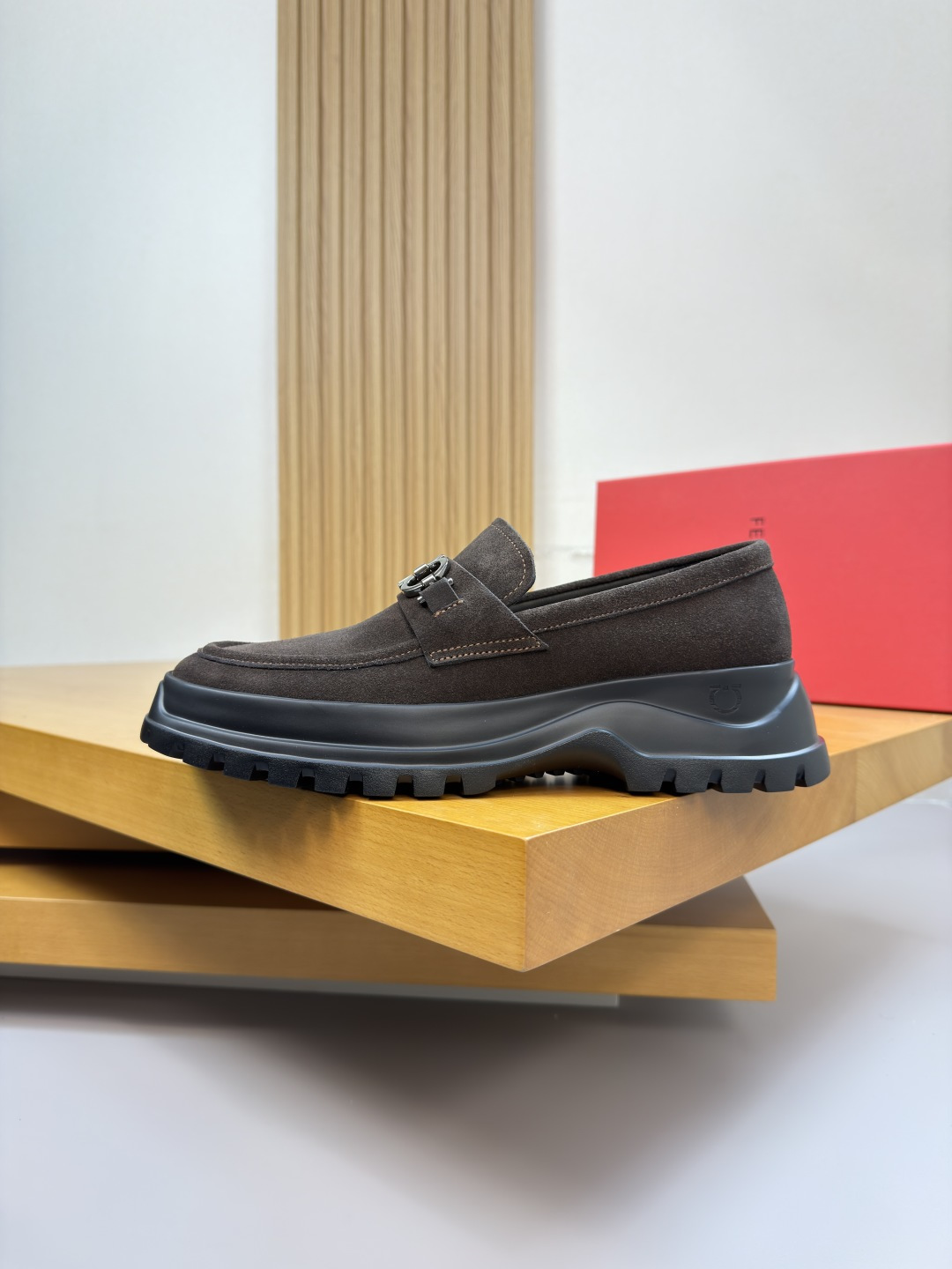 Ferragamo Style Leather Men's Shoes Men's Shoes Men's Shoes detail image 5 from source 783324