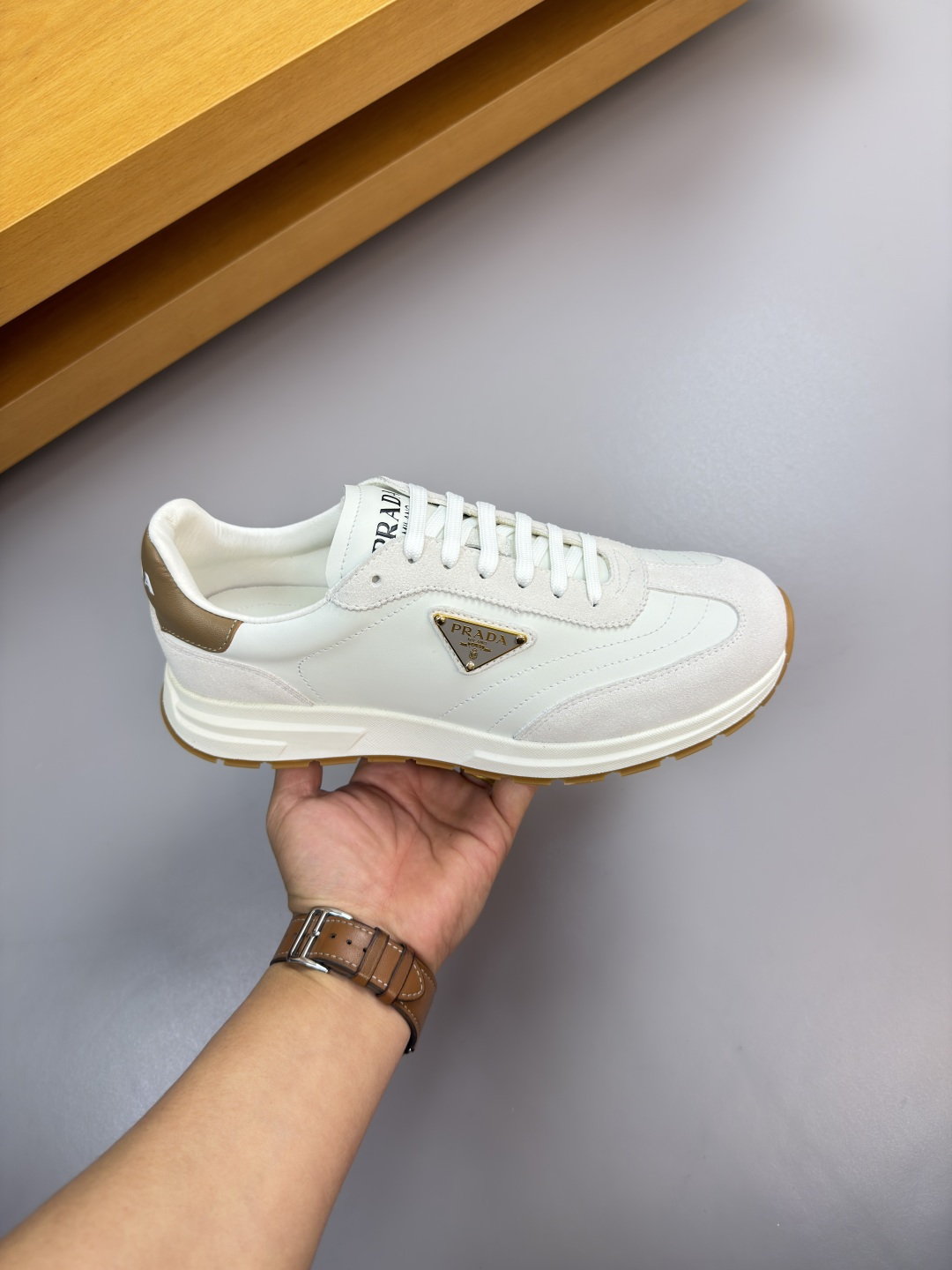 Prada Style Leather Men's Shoes style reference detail image 4 from source 767241