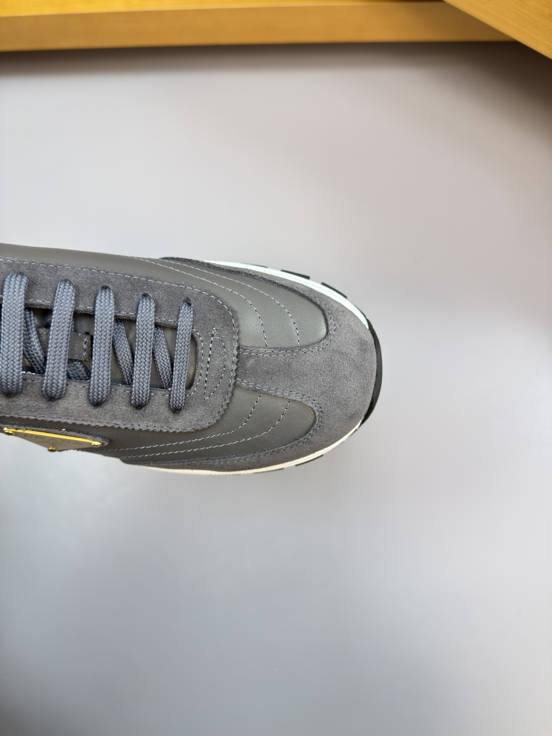 Prada Style Leather Men's Shoes style reference detail image 6 from source 767244