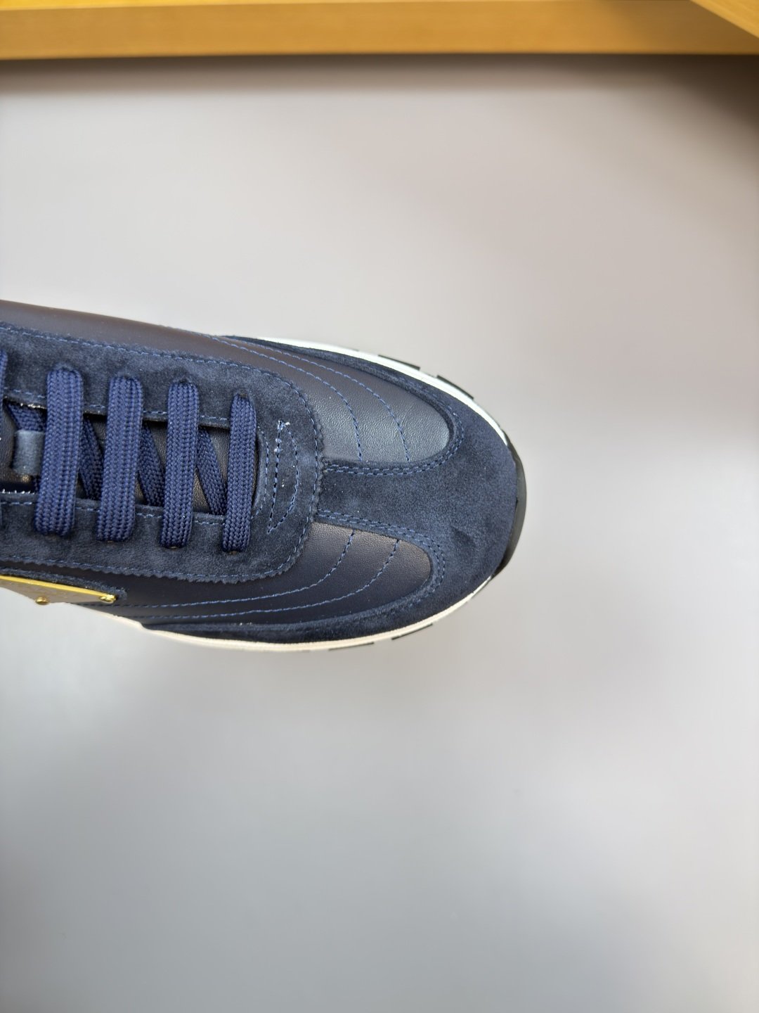 Prada Style Leather Men's Shoes style reference detail image 6 from source 767245