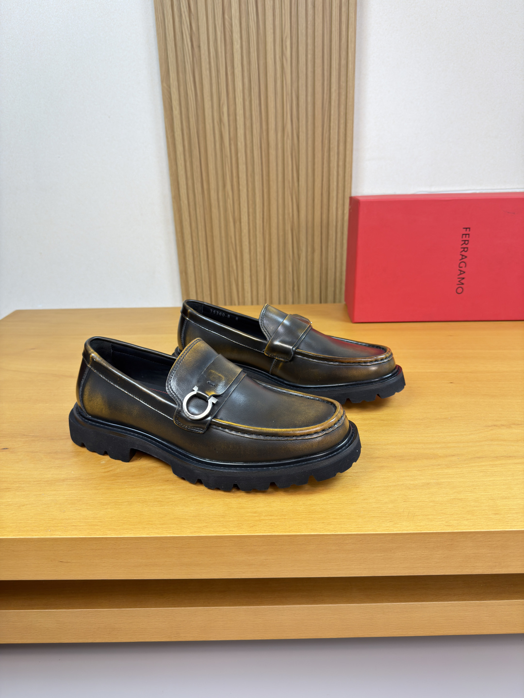 Ferragamo Style Leather Men's Shoes Lookbook Reference image 1