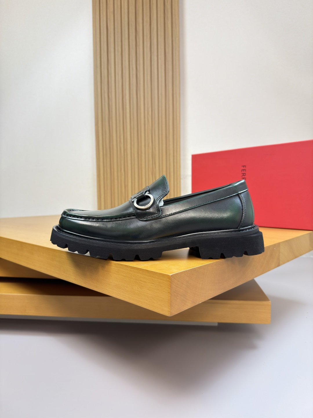 Ferragamo Style Leather Men's Shoes Men's Shoes Men's Shoes detail image 5 from source 783312