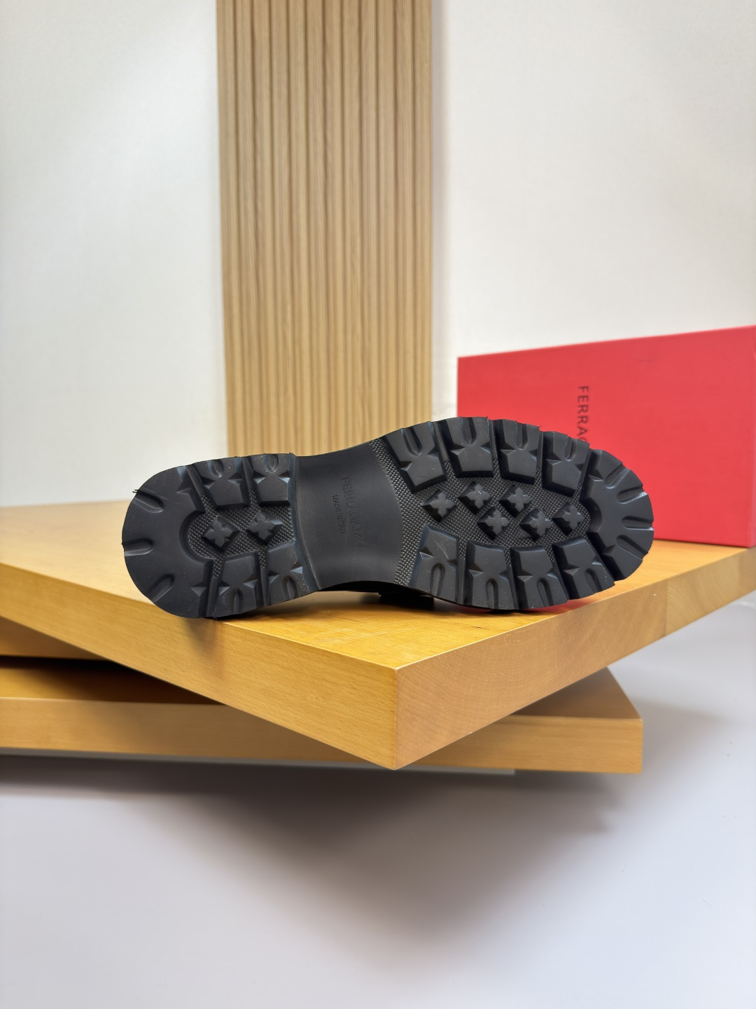 Ferragamo Style Leather Men's Shoes Men's Shoes Men's Shoes detail image 9 from source 783312