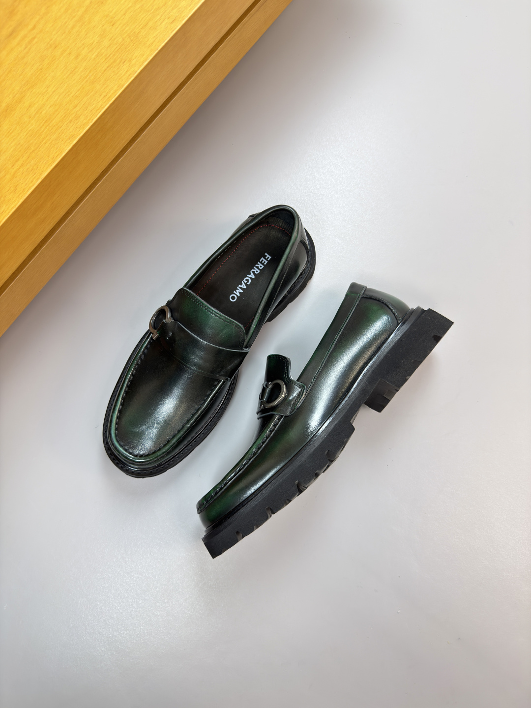Ferragamo Style Leather Men's Shoes Men's Shoes Men's Shoes detail image 3 from source 783312