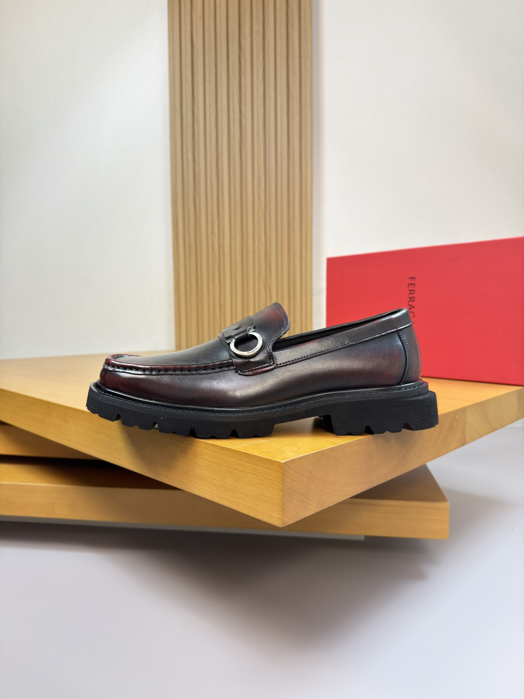 Ferragamo Style Leather Men's Shoes Men's Shoes Men's Shoes detail image 5 from source 783311