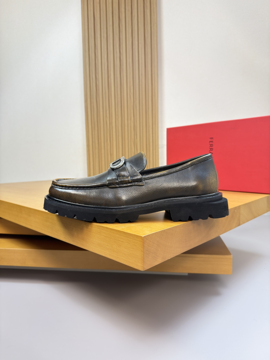 Ferragamo Style Leather Men's Shoes Men's Shoes Men's Shoes detail image 5 from source 783314