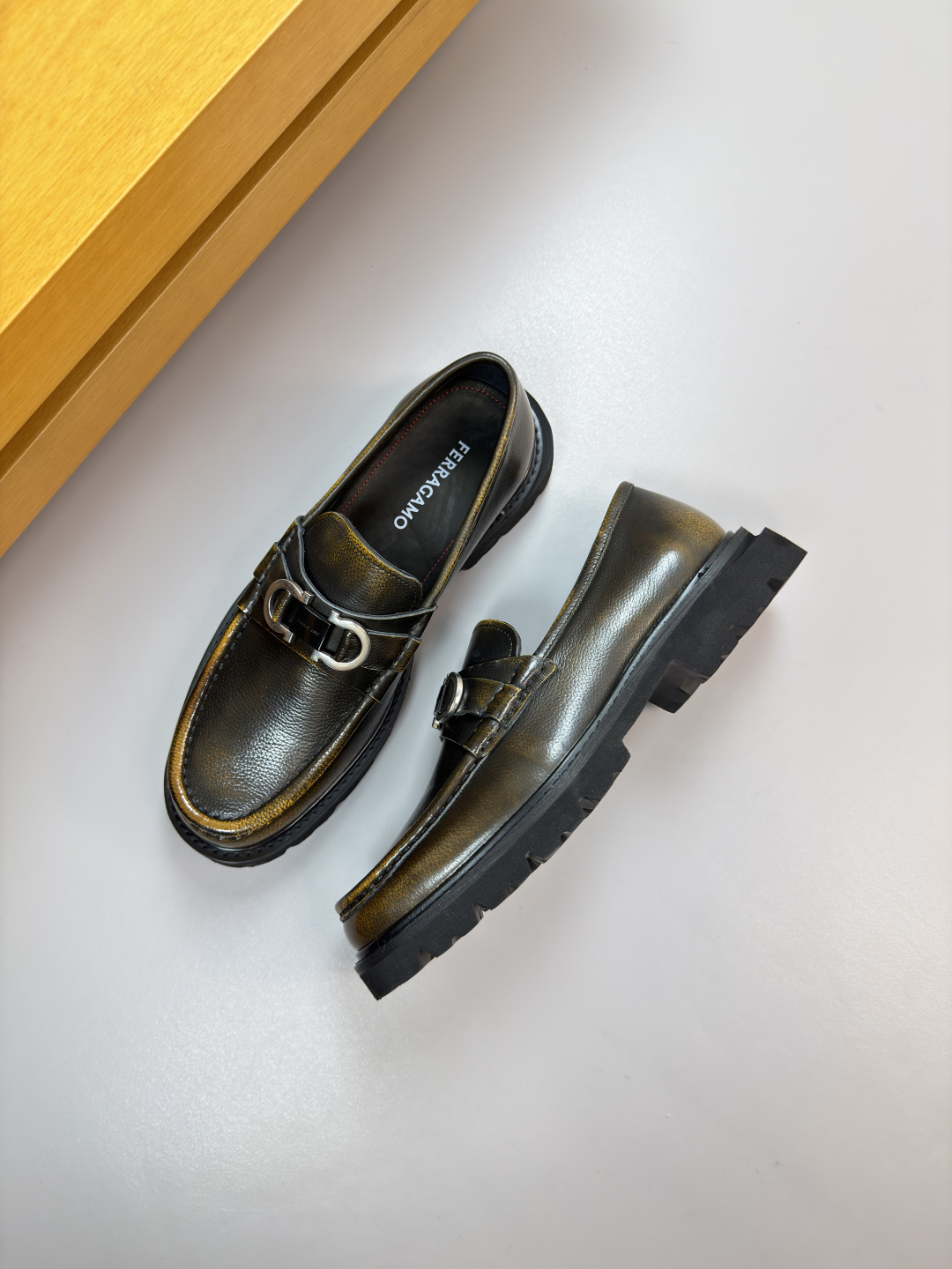 Ferragamo Style Leather Men's Shoes Men's Shoes Men's Shoes detail image 3 from source 783314