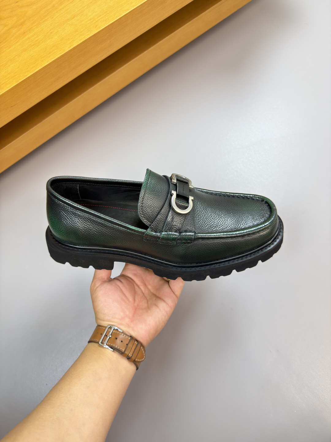 Ferragamo Style Leather Men's Shoes Men's Shoes Men's Shoes detail image 4 from source 783315