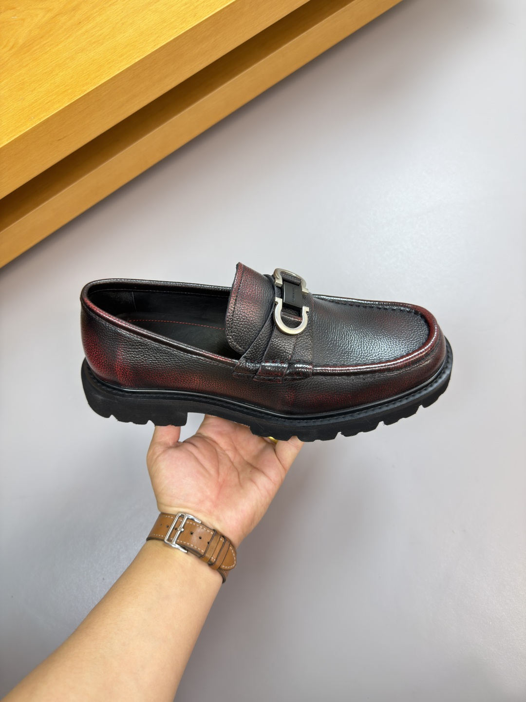 Ferragamo Style Leather Men's Shoes Men's Shoes Men's Shoes detail image 4 from source 783316