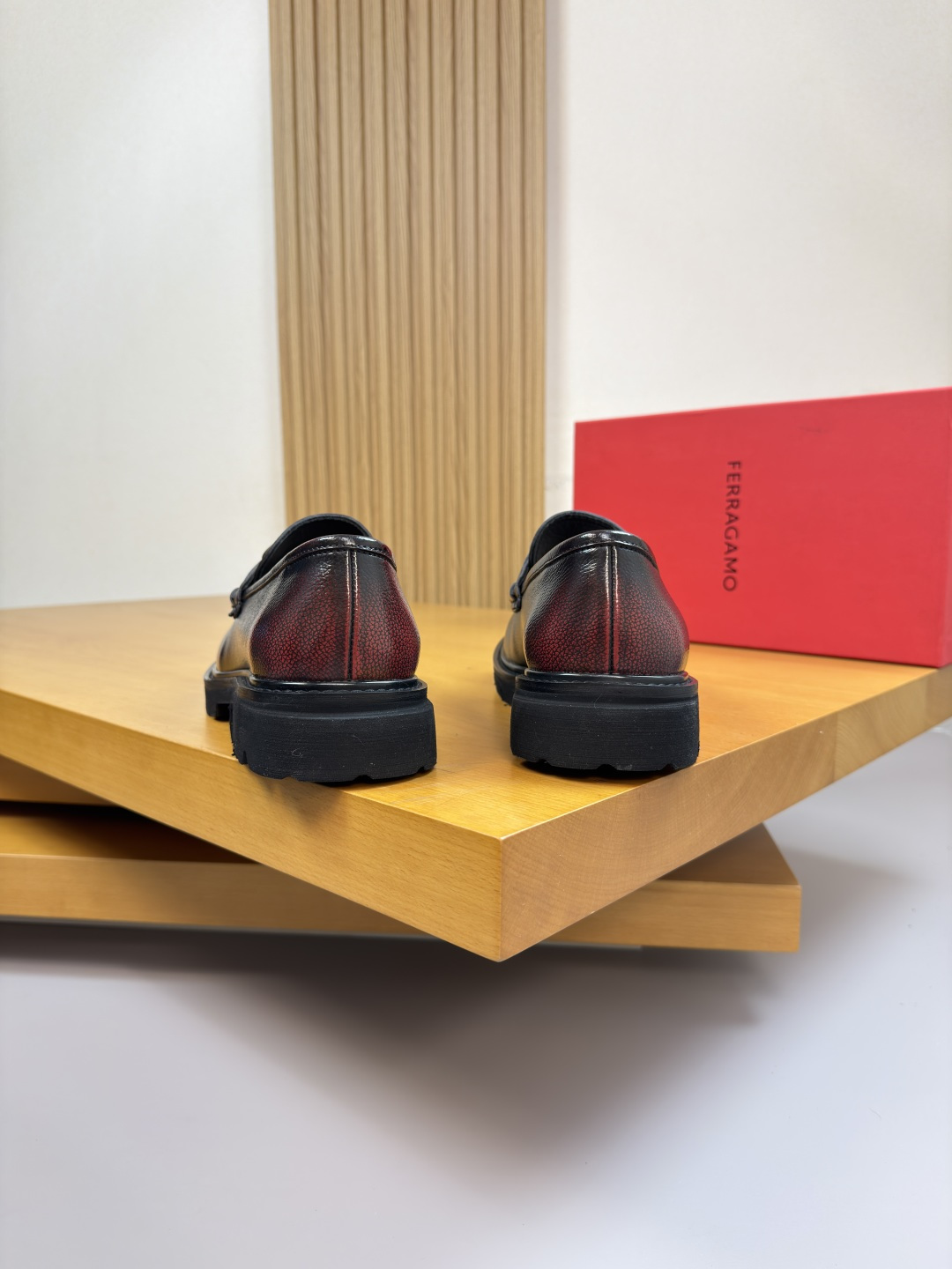 Ferragamo Style Leather Men's Shoes Men's Shoes Men's Shoes detail image 8 from source 783316