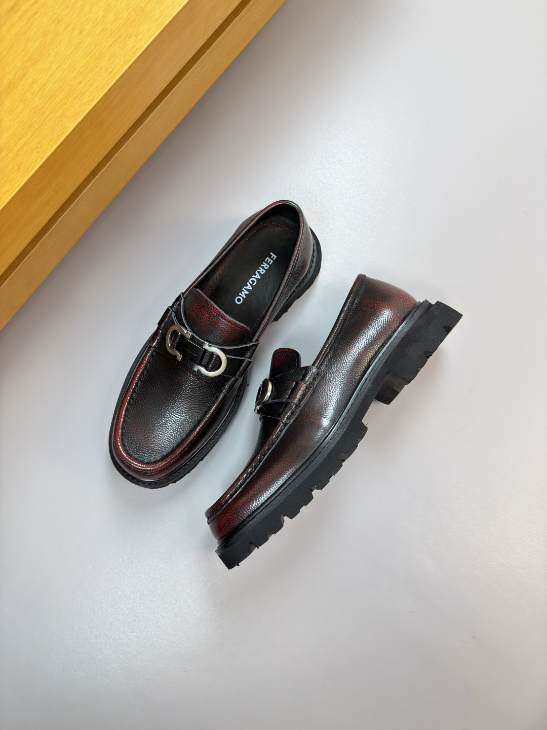 Ferragamo Style Leather Men's Shoes Men's Shoes Men's Shoes detail image 3 from source 783316