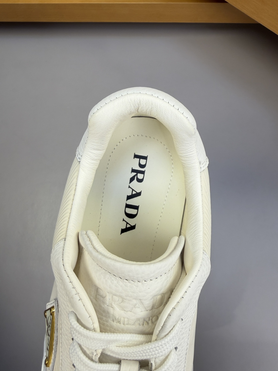 Prada Style Leather Men's Shoes style reference detail image 7 from source 782031