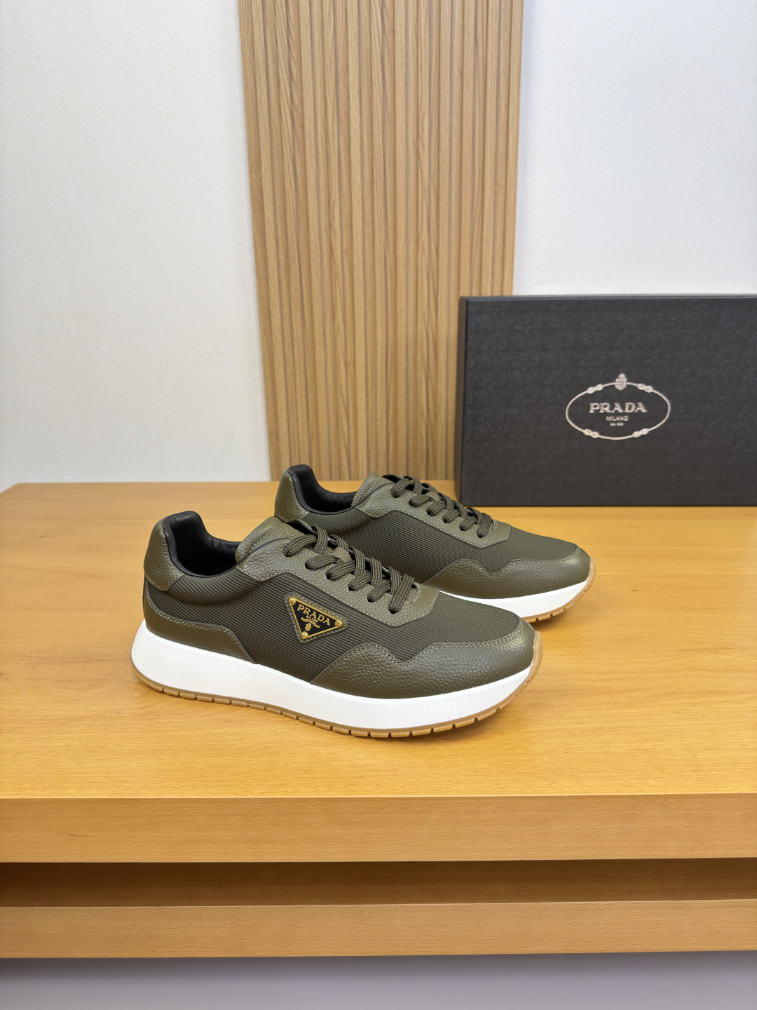 Prada Style Leather Men's Shoes Lookbook Reference image 1