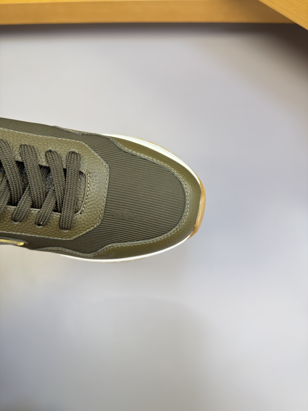 Prada Style Leather Men's Shoes style reference detail image 6 from source 782032