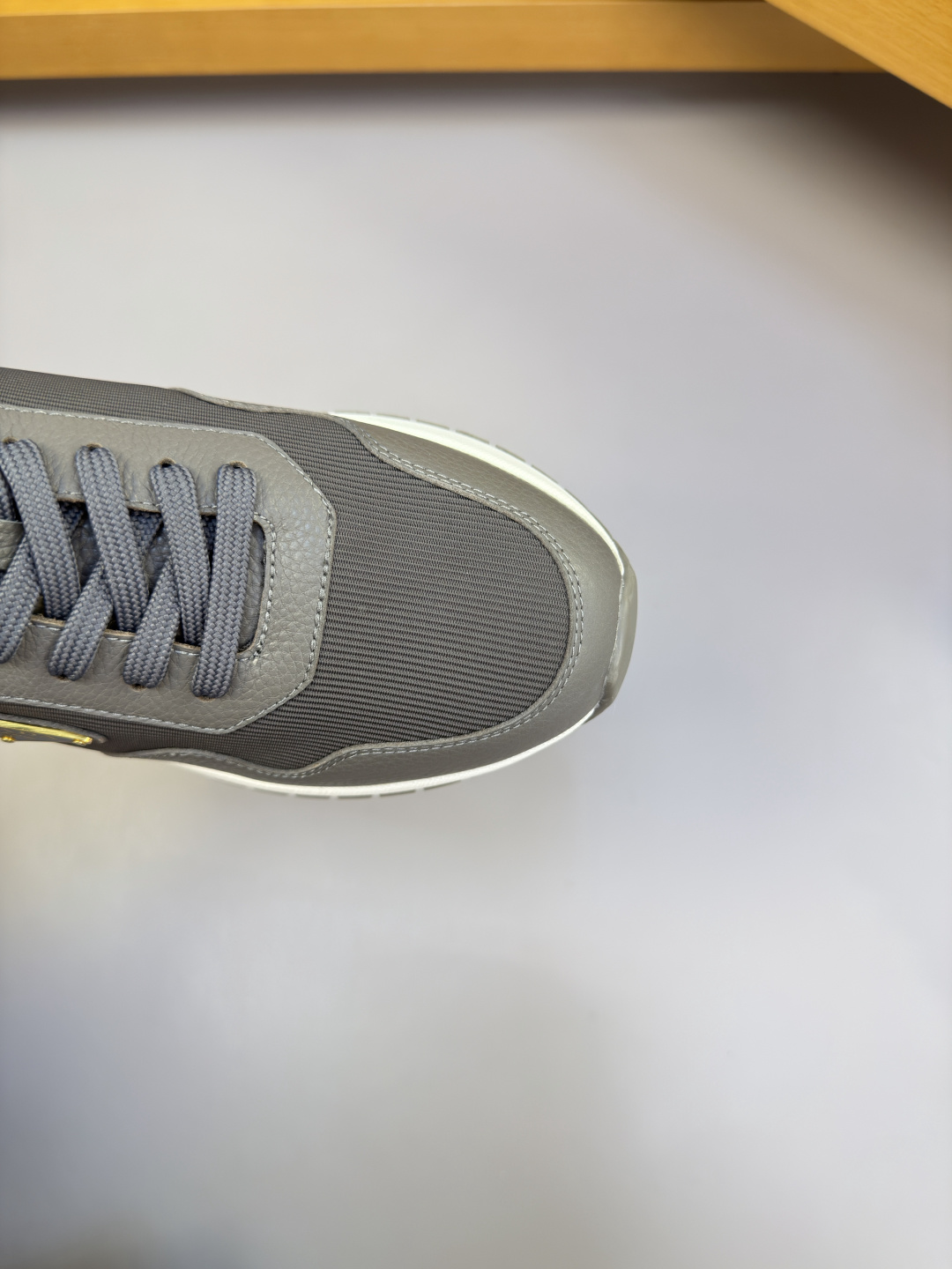 Prada Style Leather Men's Shoes style reference detail image 6 from source 782034