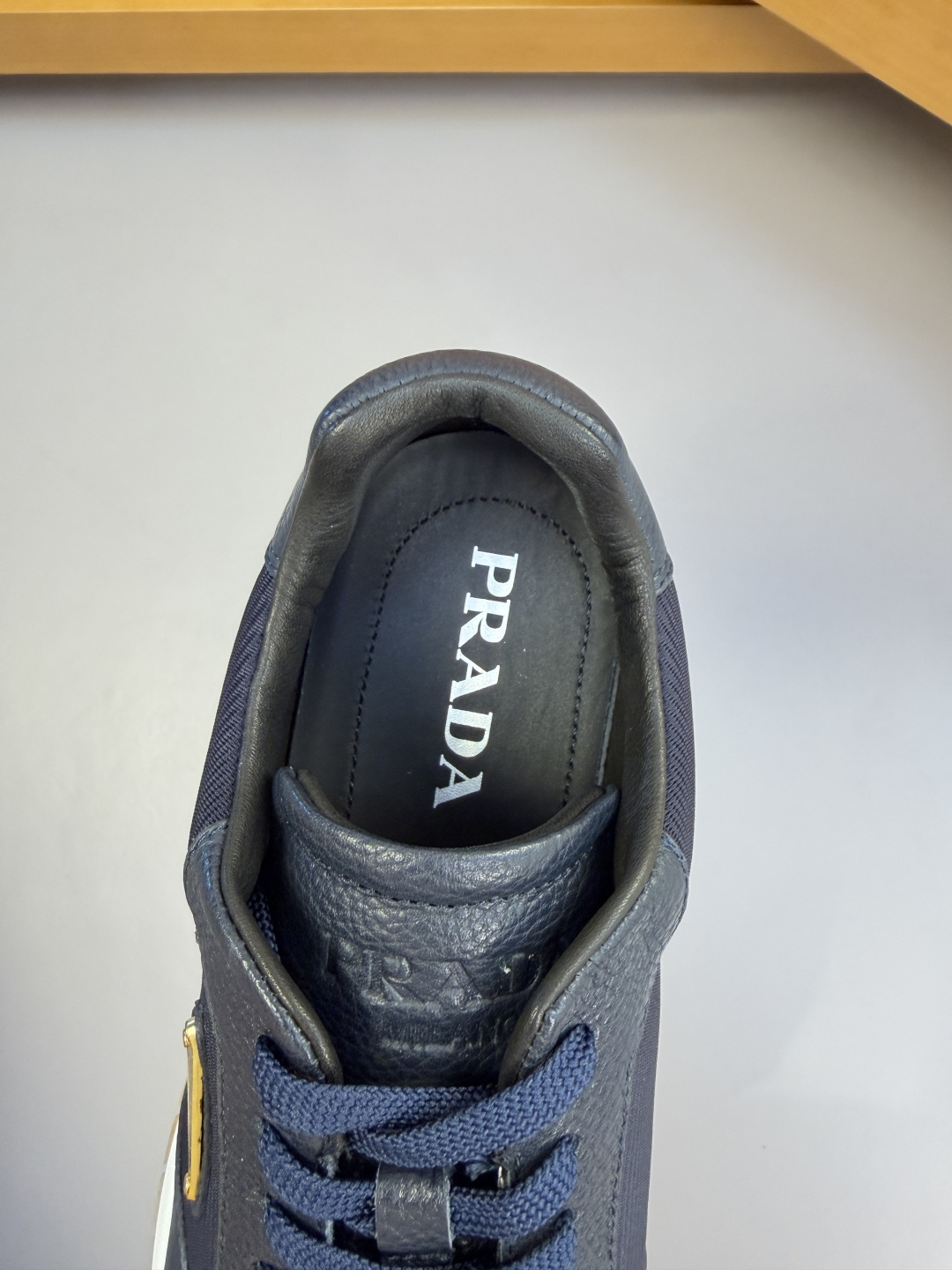 Prada Style Leather Men's Shoes style reference detail image 7 from source 782035