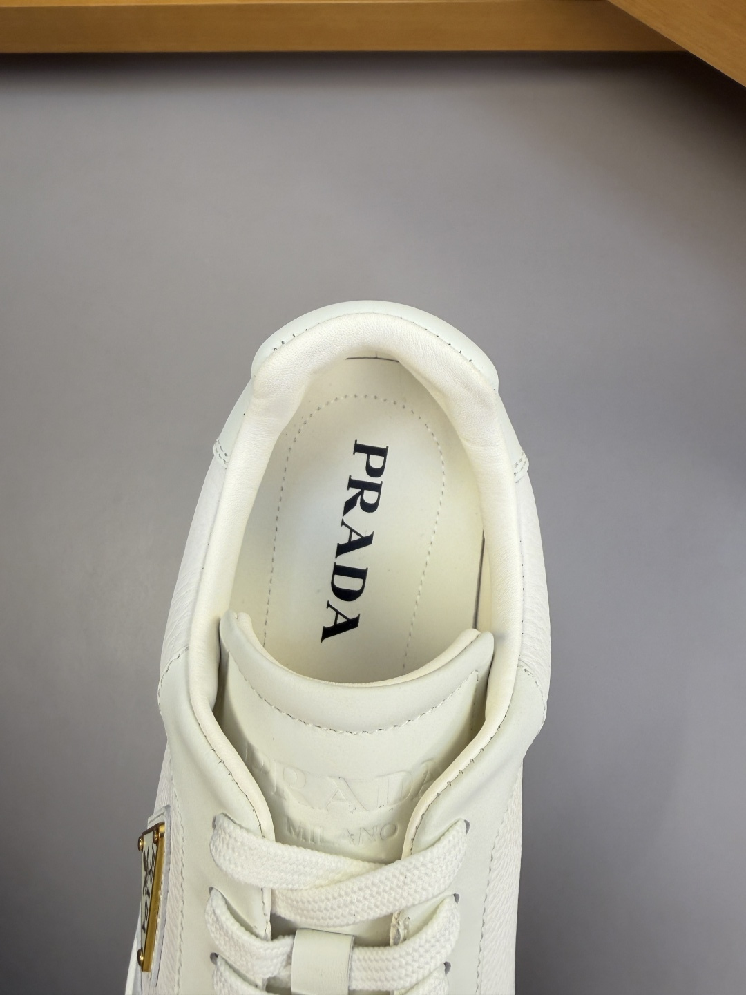 Prada Style Leather Men's Shoes style reference detail image 7 from source 782037