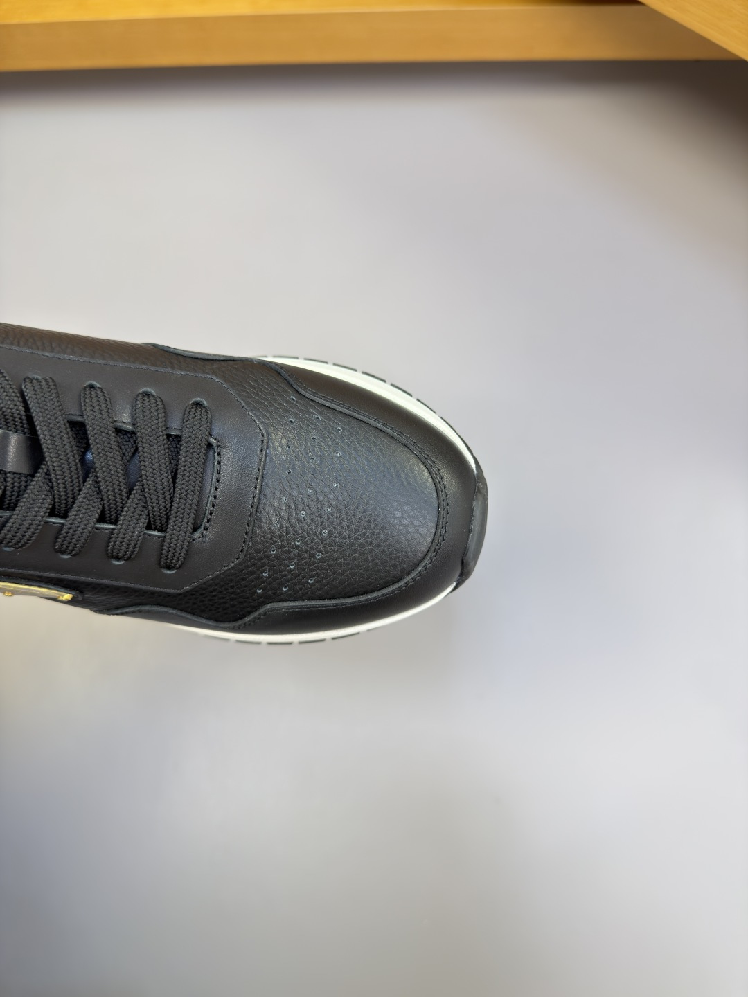 Prada Style Leather Men's Shoes style reference detail image 6 from source 782042