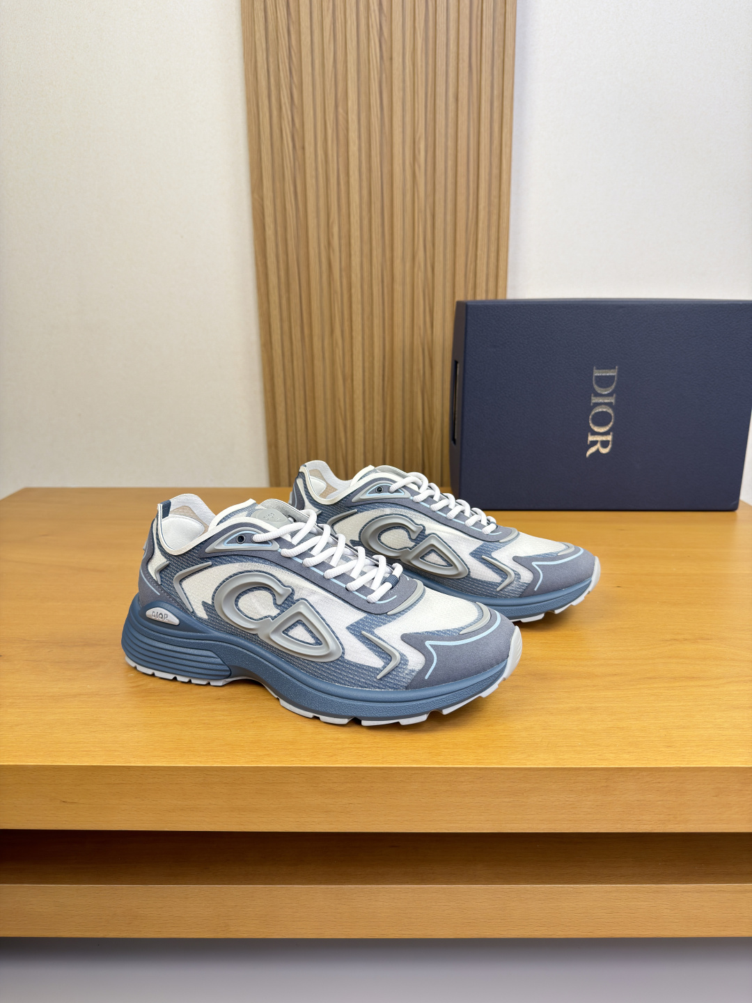 NO:830031,[Dior] Dior - high-end quality original casual sports shoes - upper brand high mercerized canvas canvas cloth, shoe body eager brand totem, injection brand plastic module tongue. Heel. injection brand logo module - lining brand canvas - original ultra-light TPU foam rubber; two-color molded outsole - ultra-high quality control, fine workmanship highlighted (high-end, luxury, grade) -Size  39-44 (38, 45, 46, can be customized)·DR0558,,dior,dior,sneakers19860909【 Dior】迪奥 -高端品质 原单·休闲运动鞋 -鞋面品牌高丝光帆网帆布布匹、鞋身热切品牌图腾、注塑品牌塑胶模块鞋舌.后跟.注塑品牌logo模块 -内里品牌帆布 -原版超轻TPU发泡·橡胶；双色成型大底 -超高品控·做工精细凸显(高端·贵气·档次) -Size 39-44（38、45、46,可订做)·DR0558,,dior,dior,sneakers,Men's shoes