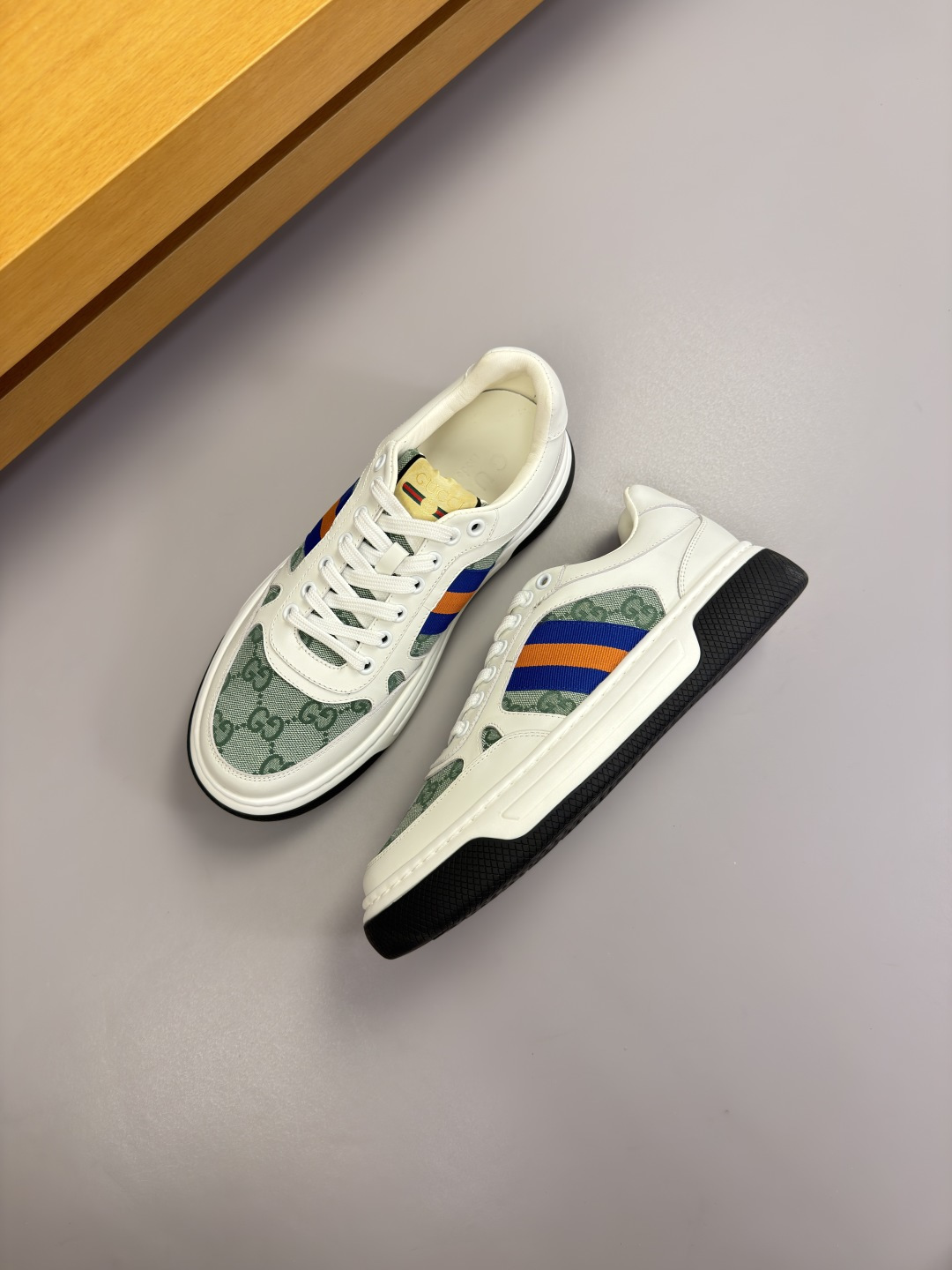 Gucci Style Leather Men's Shoes style reference detail image 3 from source 781401